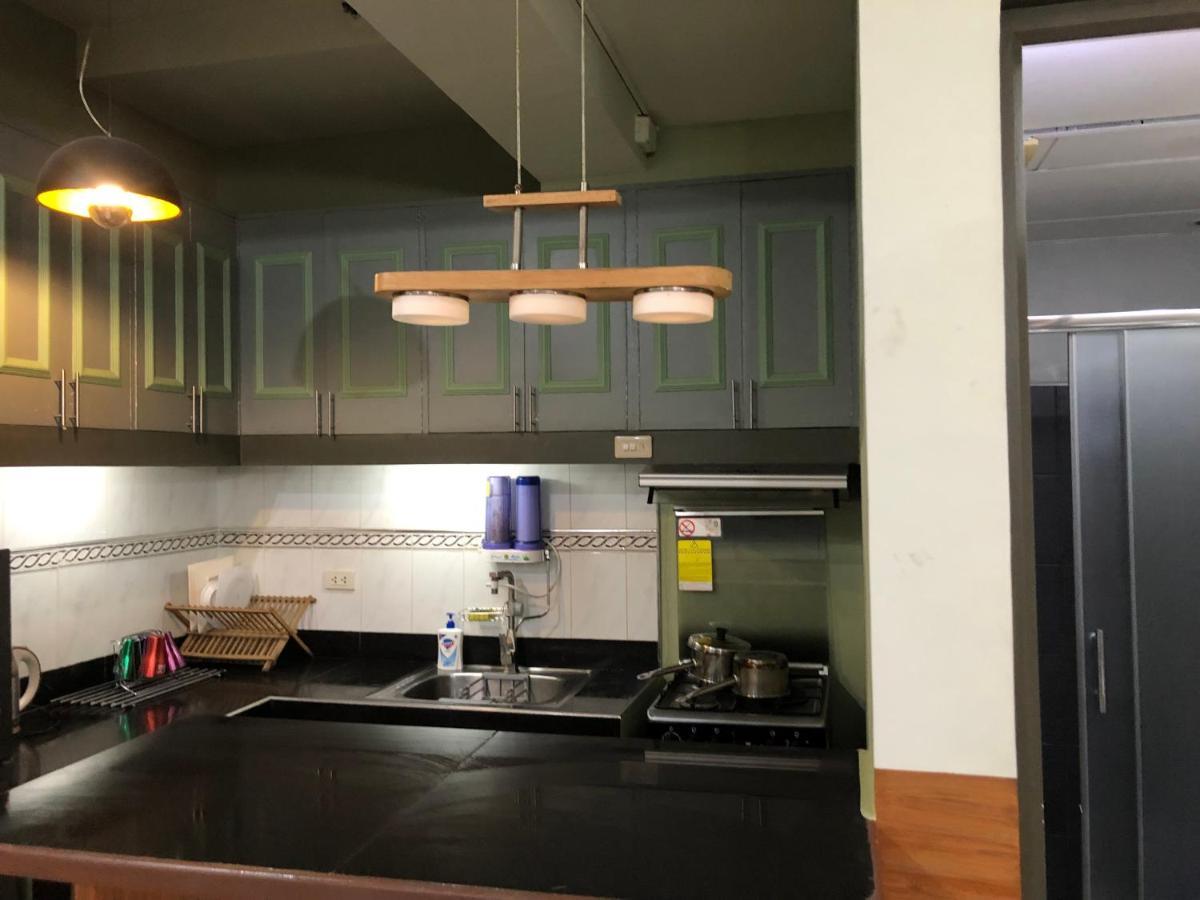 2 Separate Units, 1Br On 23Rd Flr And 3Br Penthouse On 41St Flr In Manila, Near Slec,Us Embassy, Mall And Parks With Excellent View Exterior photo