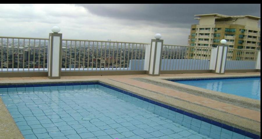 2 Separate Units, 1Br On 23Rd Flr And 3Br Penthouse On 41St Flr In Manila, Near Slec,Us Embassy, Mall And Parks With Excellent View Exterior photo